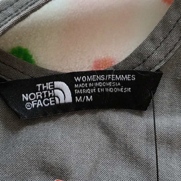 NWT Womens -The North Face tank top Size M - Picture 7 of 9